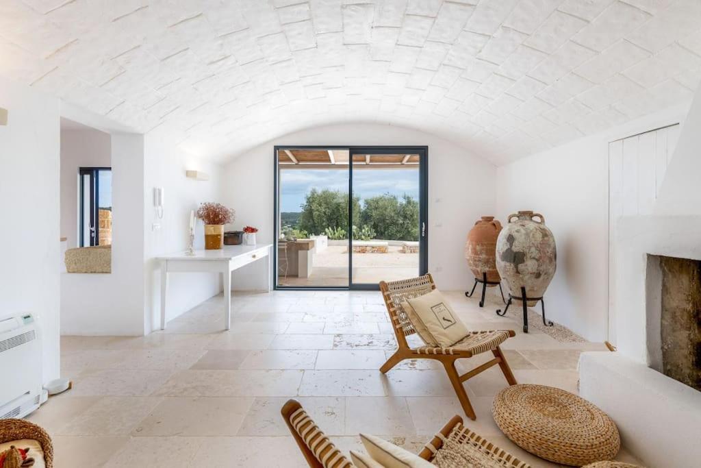 Villa La Selva By Raro Villas オストゥーニ エクステリア 写真
