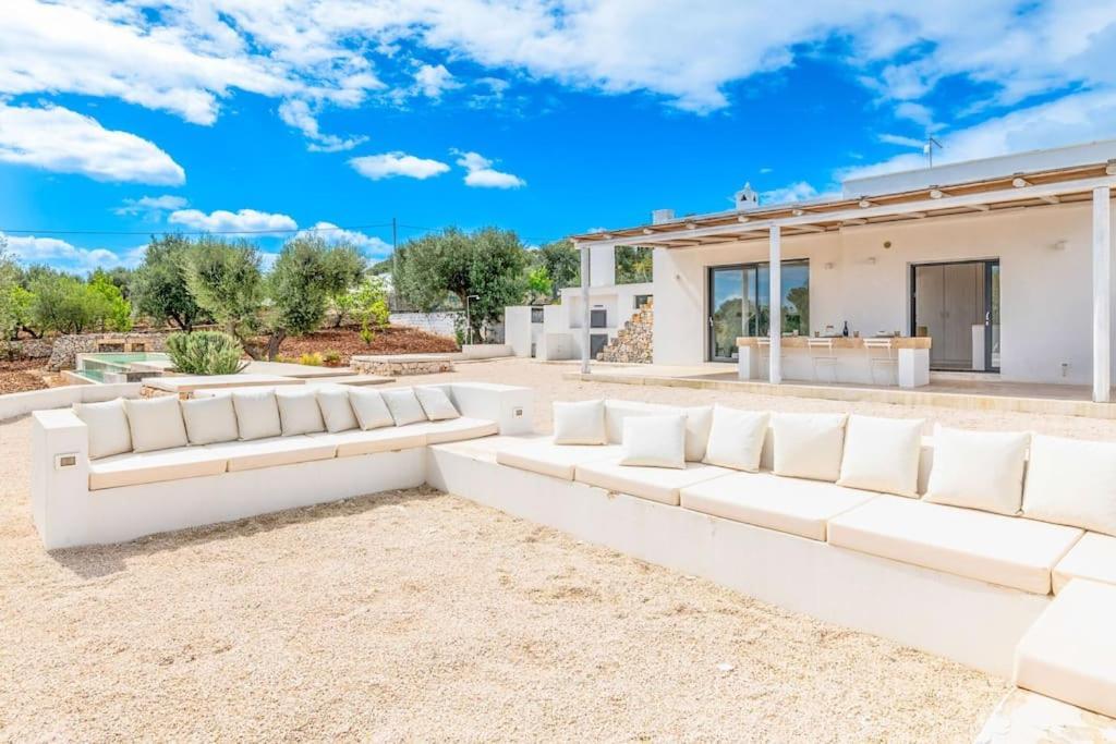 Villa La Selva By Raro Villas オストゥーニ エクステリア 写真