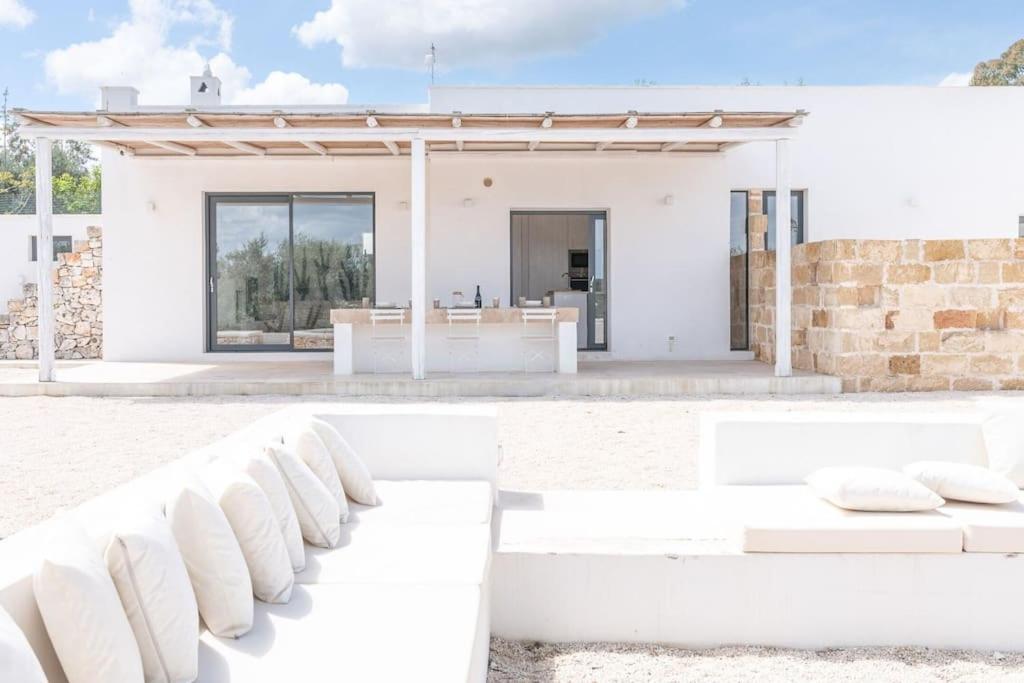 Villa La Selva By Raro Villas オストゥーニ エクステリア 写真
